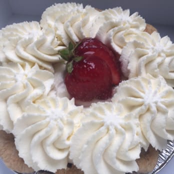 Dahlia Bakery - Strawberry cream pie - Bakeries Near Me - Seattle, Washington Dahlia Bakery - Strawberry cream pie - Bakeries Near Me - Seattle, Washington