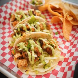 Norma's - Blackened chicken tacos