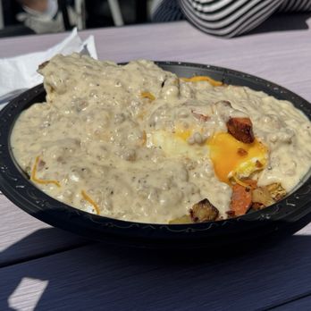 Beachin’ Biscuits - GNARLY BISCUIT SANDWICH...FABULOUS! - Breakfast & Brunch Near Me - Pismo Beach, California