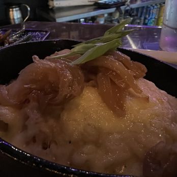 10 Twenty five - Loaded mashed potatoes (sub onions for bacon) - Gastropubs Near Me - Fort Myers, Florida