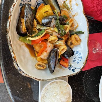 Grace's Mandarin - Seafood Medley - Asian Fusion Near Me - Oxon Hill, Maryland