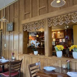 Royal Thai Restaurant