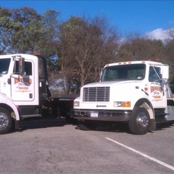 Lyle's Towing - Towing Near Me Lyle's Towing - Towing Near Me