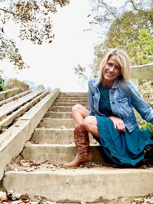 Kendra Mervyn  - Coldwell Banker Elite