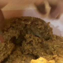 Popeyes Louisiana Kitchen - Crispy juicy spicy chicken