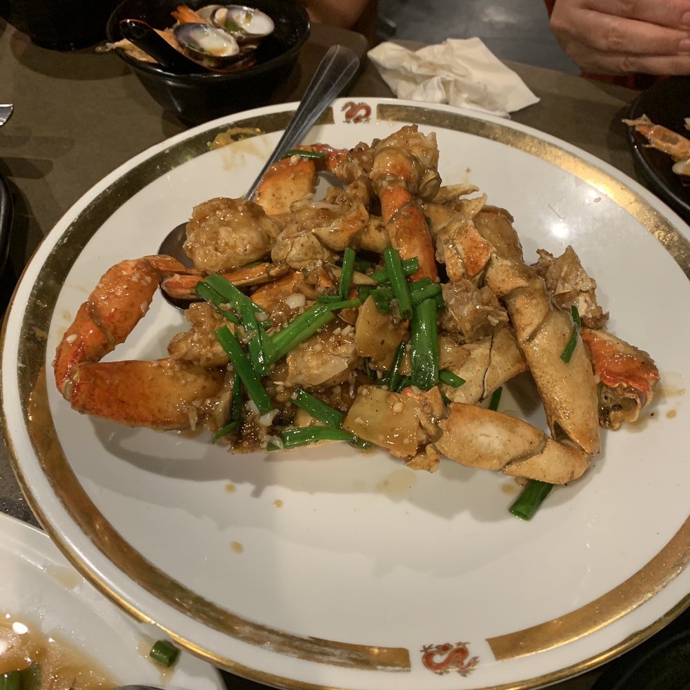 King Restaurant & Bar - Green onion and ginger crab - Bars Near Me - Honolulu, Hawaii King Restaurant & Bar - Green onion and ginger crab - Bars Near Me - Honolulu, Hawaii