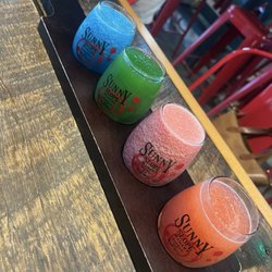 Sunny Slope Winery - Wine slushy flight