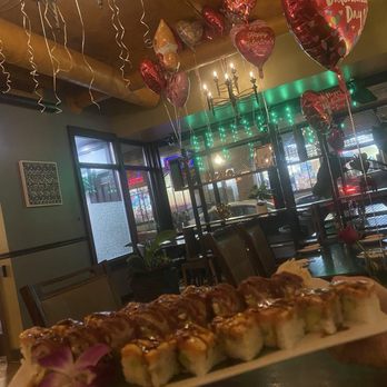 Sequoia - Ambience - Sushi Bars Near Me - Madison, Wisconsin