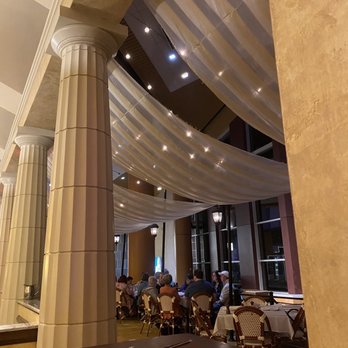 Brio Italian Grille - Italian Near Me - Cherokee, North Carolina