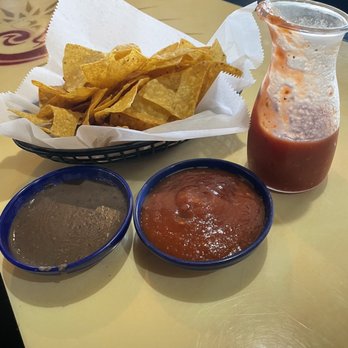 El Paso Mexican Grill - Chips, salsa, and bean dip - Mexican Near Me - Milton, Florida El Paso Mexican Grill - Chips, salsa, and bean dip - Mexican Near Me - Milton, Florida