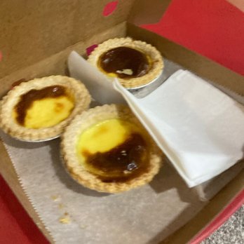 Ball Ball Waffle - Egg tarts - Hong Kong Style Cafe Near Me - Cleveland, Ohio