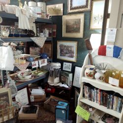 Big Red Farmville Flea Market