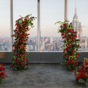 Hui Flower - Aisle flowers and floral arches - Flowers & Gifts Near Me - New York, New York Hui Flower - Aisle flowers and floral arches - Flowers & Gifts Near Me - New York, New York