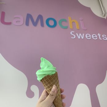 LaMochi Sweets - Pandan ice cream - Desserts Near Me - Scarborough, Ontario