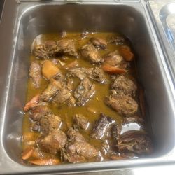 Brown stew chicken