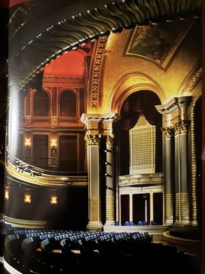 Hawaii Theatre by null