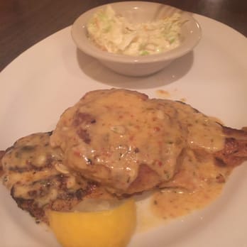 Cocomo's Grill - Crab cake & grouper - Seafood Near Me - Marco Island, Florida Cocomo's Grill - Crab cake & grouper - Seafood Near Me - Marco Island, Florida