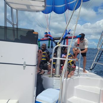 X-Treme Parasail - Round for baby boy - Parasailing Near Me - Honolulu, Hawaii X-Treme Parasail - Round for baby boy - Parasailing Near Me - Honolulu, Hawaii