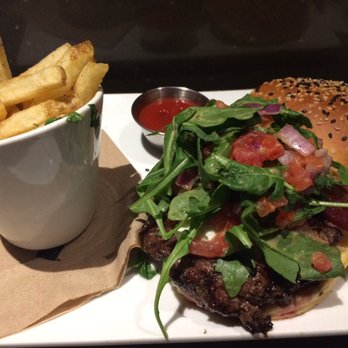 Eureka! - Fresno fig burger (5/5!!) - American Near Me - Berkeley, California Eureka! - Fresno fig burger (5/5!!) - American Near Me - Berkeley, California