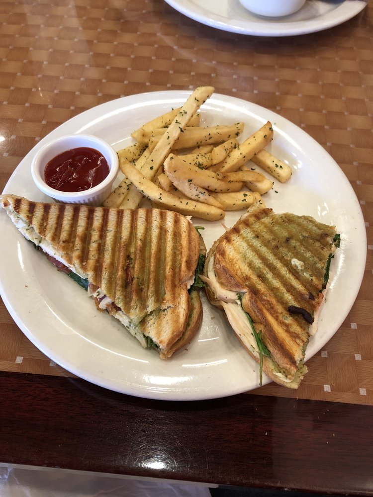 BISTRO C 44 Photos & 107 Reviews Breakfast & Brunch 3753 Marietta