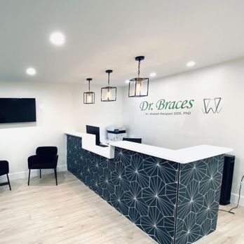 Braces - Modern and beautiful office awaiting patients to have a fantastic experience. - Orthodontists Near Me - Alexandria, Virginia