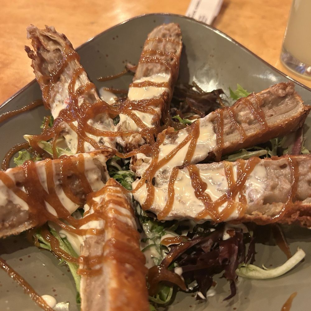 Gizmo's Tavern - Philly eggrolls - Salad Near Me - Smithville, Missouri Gizmo's Tavern - Philly eggrolls - Salad Near Me - Smithville, Missouri