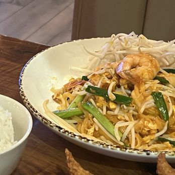 Weera Thai - Rainbow - L1. Pad Thai with shrimp - Thai Near Me - Las Vegas, Nevada Weera Thai - Rainbow - L1. Pad Thai with shrimp - Thai Near Me - Las Vegas, Nevada