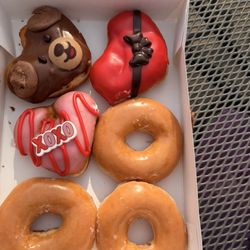 Krispy Kreme - 6 assorted with valentines theme donuts