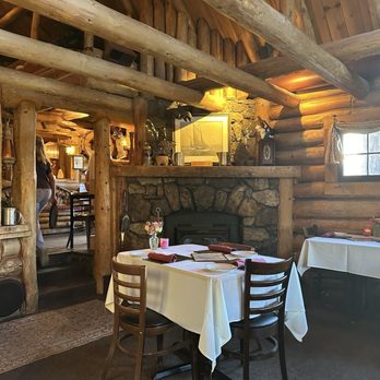Soule Domain - Interior of restaurant - New American Near Me - Kings Beach, California