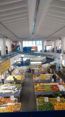 Mercado Municipal de Pinheiros by null