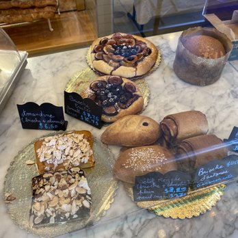 Goguette Bread - Lower left is the brioche Upper photo fig tarts Lower right cinnamon buns Delicious all - Bakeries Near Me - Santa Rosa, California Goguette Bread - Lower left is the brioche Upper photo fig tarts Lower right cinnamon buns Delicious all - Bakeries Near Me - Santa Rosa, California