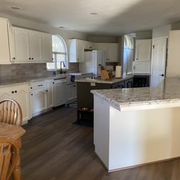 Our beautiful new kitchen! Our beautiful new kitchen!
