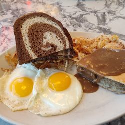The Red Arrow Diner - Pork pie and eggs breakfast with rye toast and hasbrowns
