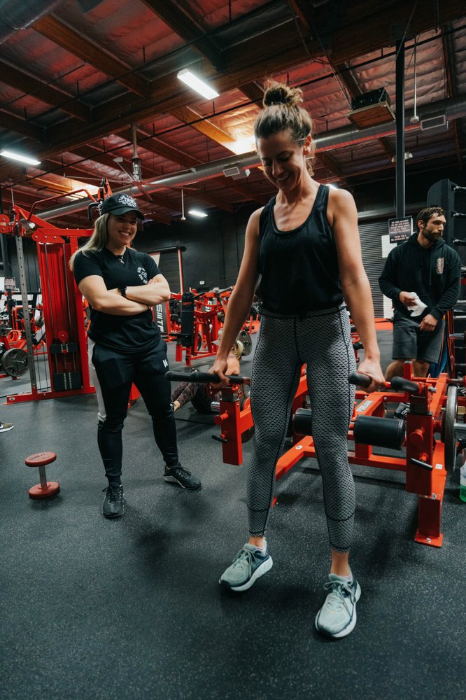 Reign Athletics Logo