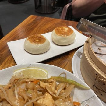 Kungfu Kitchen - Pan-Fried Peking Duck Buns - Dim Sum Near Me - Orlando, Florida