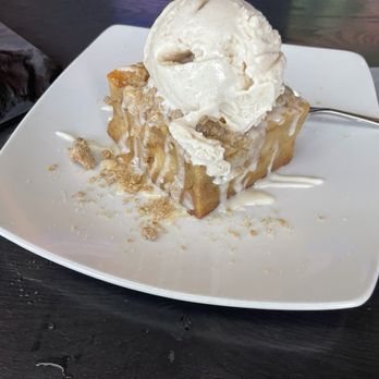 Pearl & Vine - This is the way bread pudding is supposed to be! - New American Near Me - Katy, Texas