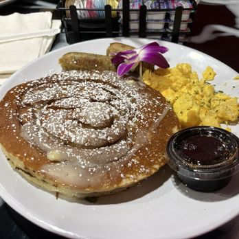 T’s Brunch Bar - Cinnamon roll pancake plate with chicken sausage - Breakfast & Brunch Near Me - College Park, Georgia T’s Brunch Bar - Cinnamon roll pancake plate with chicken sausage - Breakfast & Brunch Near Me - College Park, Georgia
