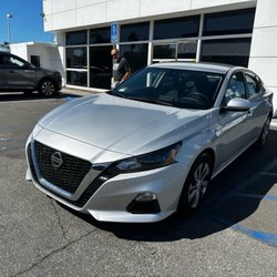Hertz Car Sales Torrance - 2022 Nissan Altima 2.5