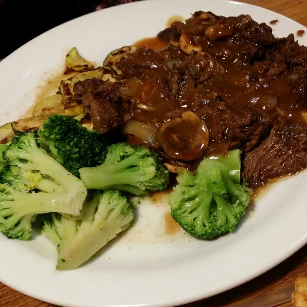 Denny's - Pot Roast Dinner, AMAZING!! W/broccoli and Mashers! - Diners Near Me - Fowler, California Denny's - Pot Roast Dinner, AMAZING!! W/broccoli and Mashers! - Diners Near Me - Fowler, California