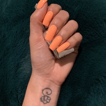 Nails On Hand - Nail Salons Near Me - Covina, California