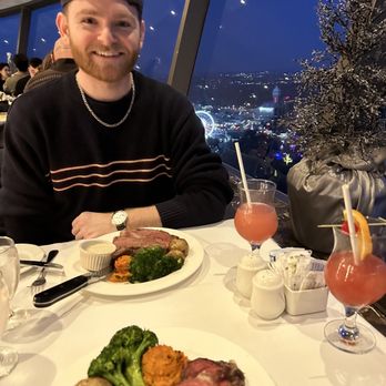 Skylon Tower - Prime rib - Canadian (New) Near Me - Niagara Falls, Ontario