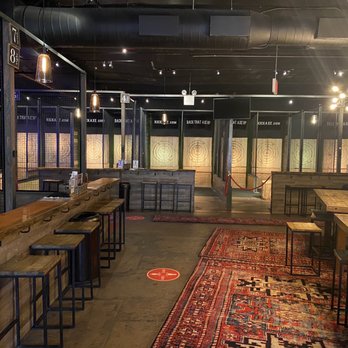 Kick Axe Throwing - Great atmosphere - Bars Near Me - Brooklyn, New York