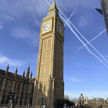 Big Ben - Landmarks & Historical Buildings Near Me