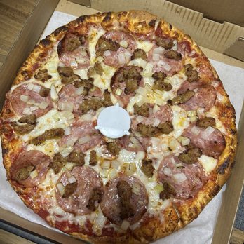 Fattes Pizza - Salmi, sausage, and onion on regular - Pizza Near Me - Santa Barbara, California