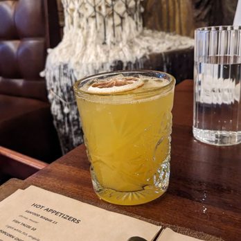 Tavern 157 - Passion fruit margarita - Lounges Near Me - Flushing, New York
