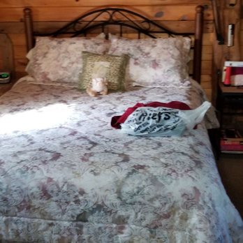 Inn by the Mill - Very comfortable bed - Hotels Near Me - Saint Johnsville, New York