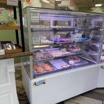 Pearl's Bake Shoppe - Bakeries Near Me - Richmond, Virginia Pearl's Bake Shoppe - Bakeries Near Me - Richmond, Virginia