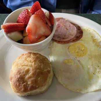 Metro Diner - Sausage and eggs - American Near Me - Kissimmee, Florida Metro Diner - Sausage and eggs - American Near Me - Kissimmee, Florida