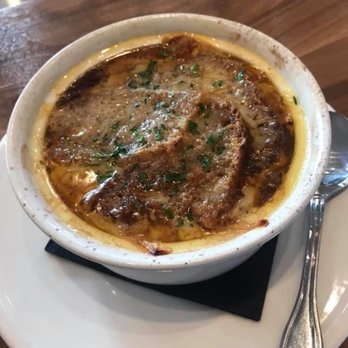B2 Bistro + Bar - Unimpressive French onion - Cocktail Bars Near Me - West Reading, Pennsylvania B2 Bistro + Bar - Unimpressive French onion - Cocktail Bars Near Me - West Reading, Pennsylvania