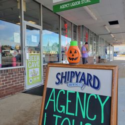 Tully's Beer and Wine - Pumpkin was here